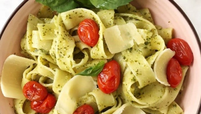 Pappardelle con pesto en 3 pasos