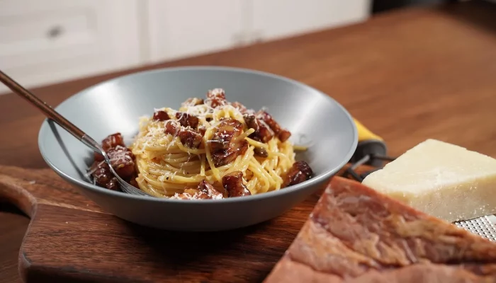 Pasta carbonara auténtica en España– L’Officina del Gusto